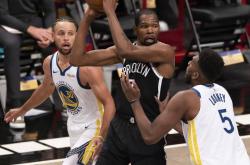 雷速体育官方-精彩对决：火箭vs.篮网谁能笑到最后的简单介绍