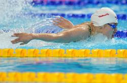 雷速体育app-游泳决赛震撼开打，巅峰对决引爆全场