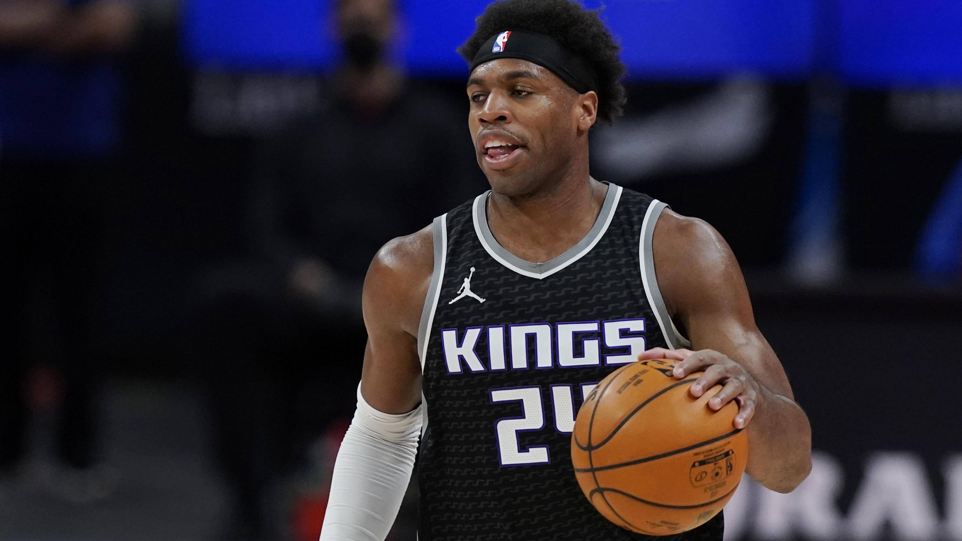 之巅目标:猛龙近在咫尺,一步之遥的简单介绍 之巅目标:猛龙近在咫尺,一步之遥的简单介绍