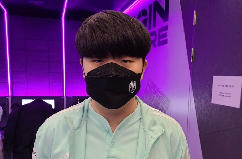 V5绝杀NS，ShowMaker完成史诗逆转激烈交锋成都决赛之夜，成为赛场最大亮点的简单介绍