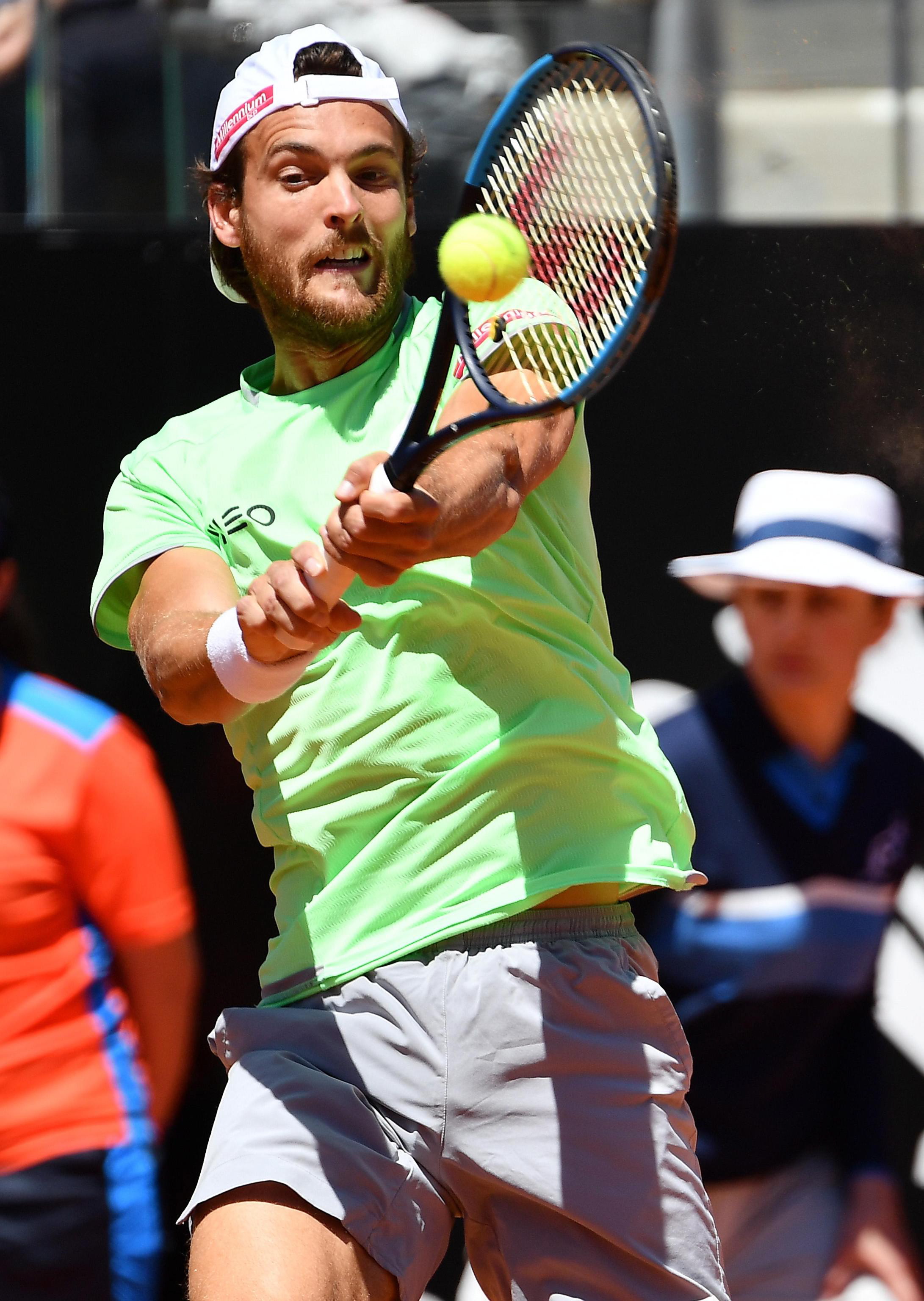 意大利网球队血洗西班牙网球队，费德勒打破历史纪录的简单介绍