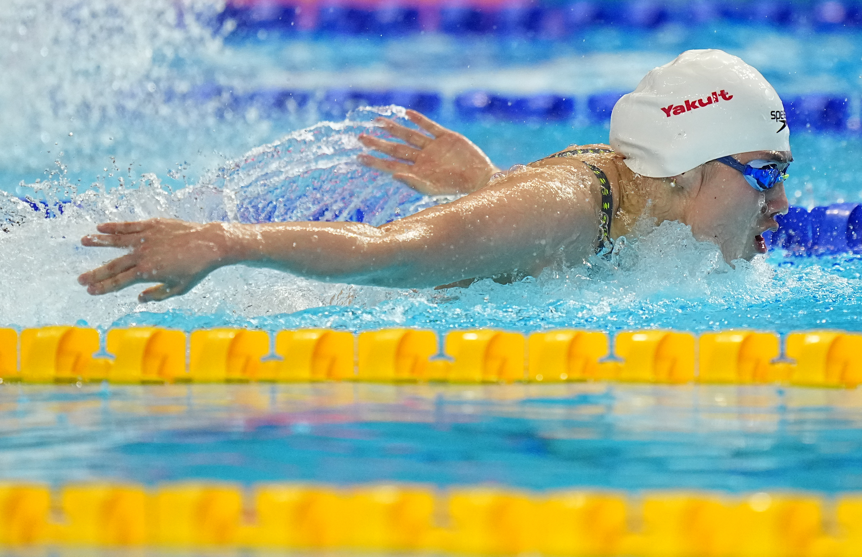 游泳决赛震撼开打,巅峰对决引爆全场 游泳决赛震撼开打,巅峰对决引爆全场
